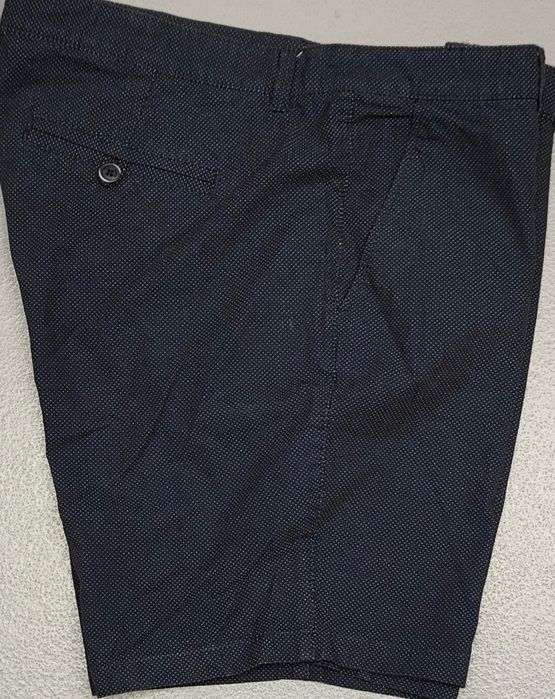 Wr) BURTON oryginalne spodenki męskie Roz.40