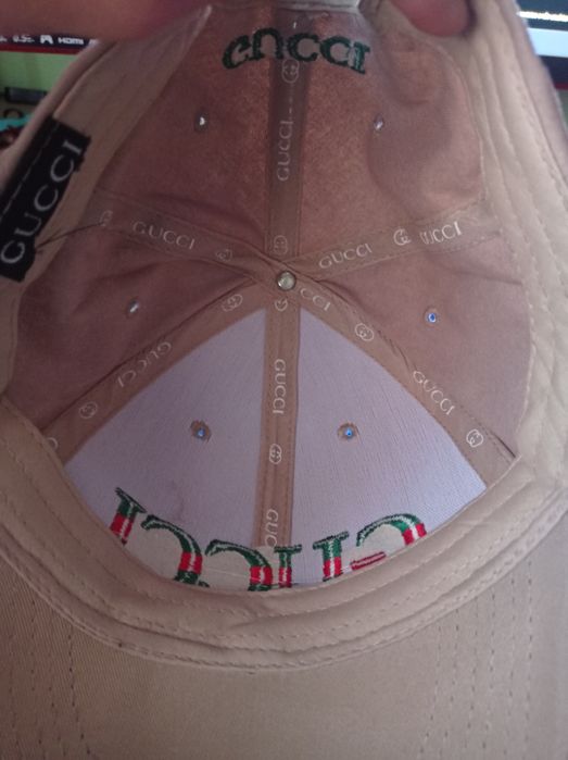 Vendo chapéu beje da Gucci novo