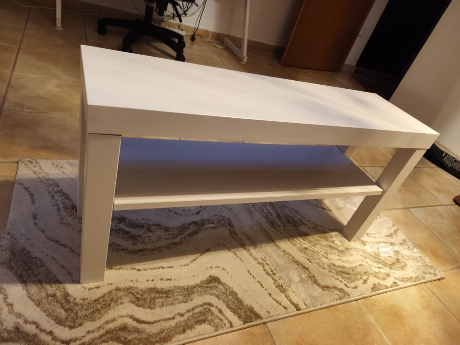 Mesa de centro em bom estado