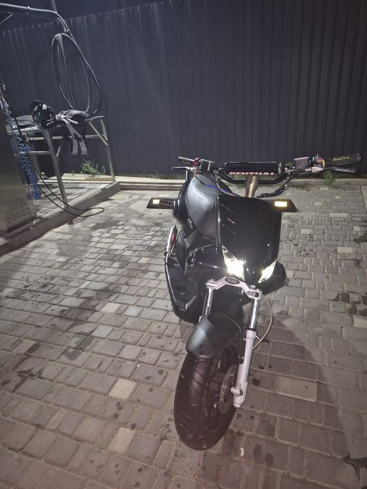 Yamaha slider (на заряде)