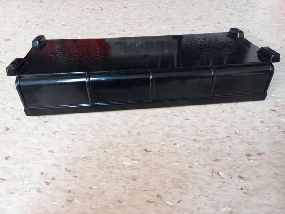 Pokrywa mechaniki basowej Amigo 80