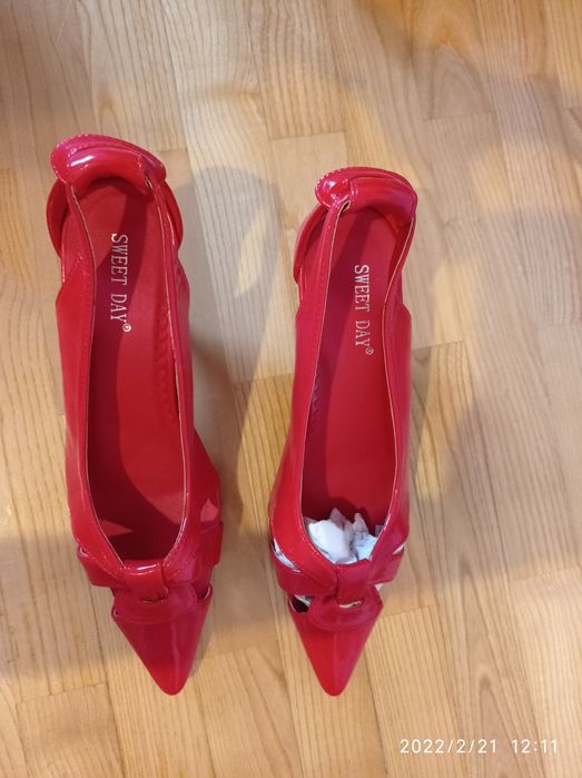 Czerwone szpilki. Roz 39