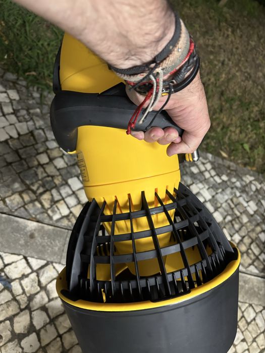 Scooter aquatica nova