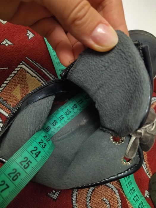 Осінні ботіночки на дівчинку