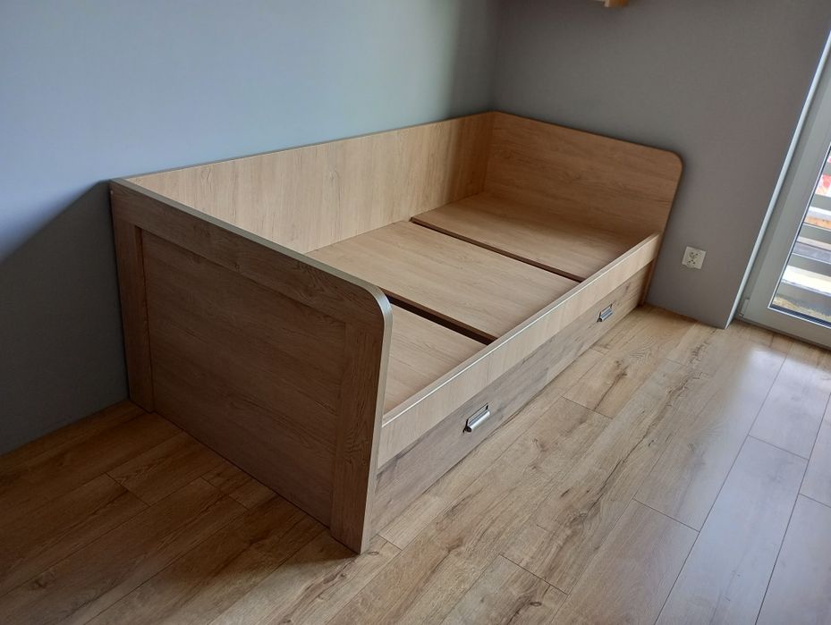 Łóżko młodzieżowe 90x200