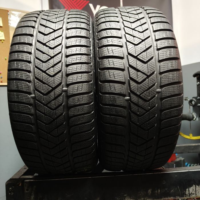 245/40/19 Pirelli Winter z 2024 roku
