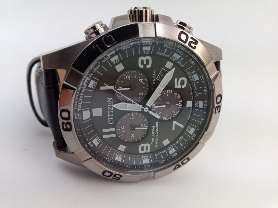 Мужские титановые часы Citizen BL5551-14H вечник, будильник, хронограф
