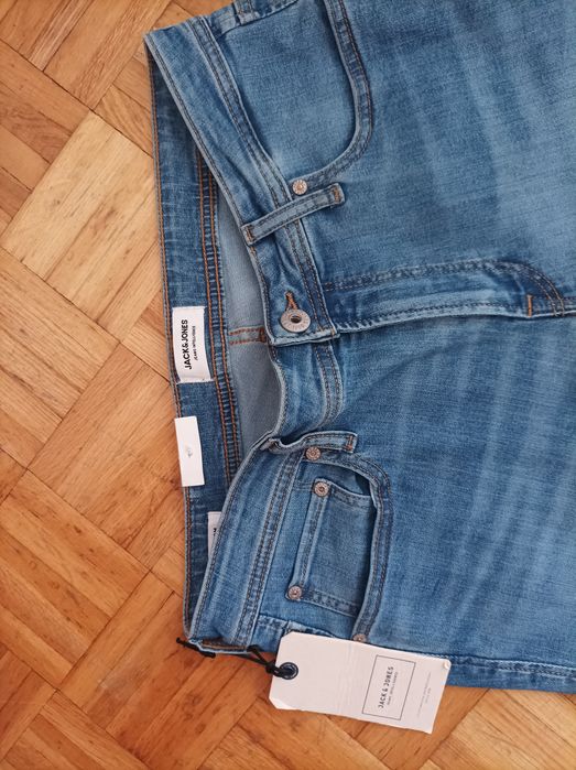 Spodnie jeansowe męskie Jack & Jones Tom