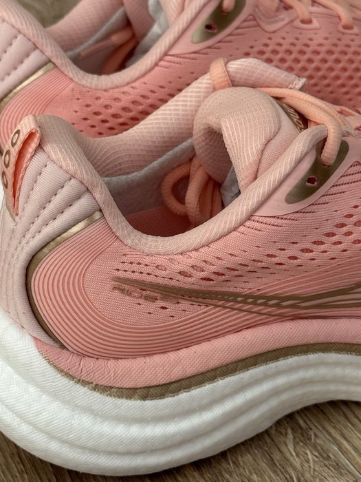 Кросівки для бігу Saucony Ride
