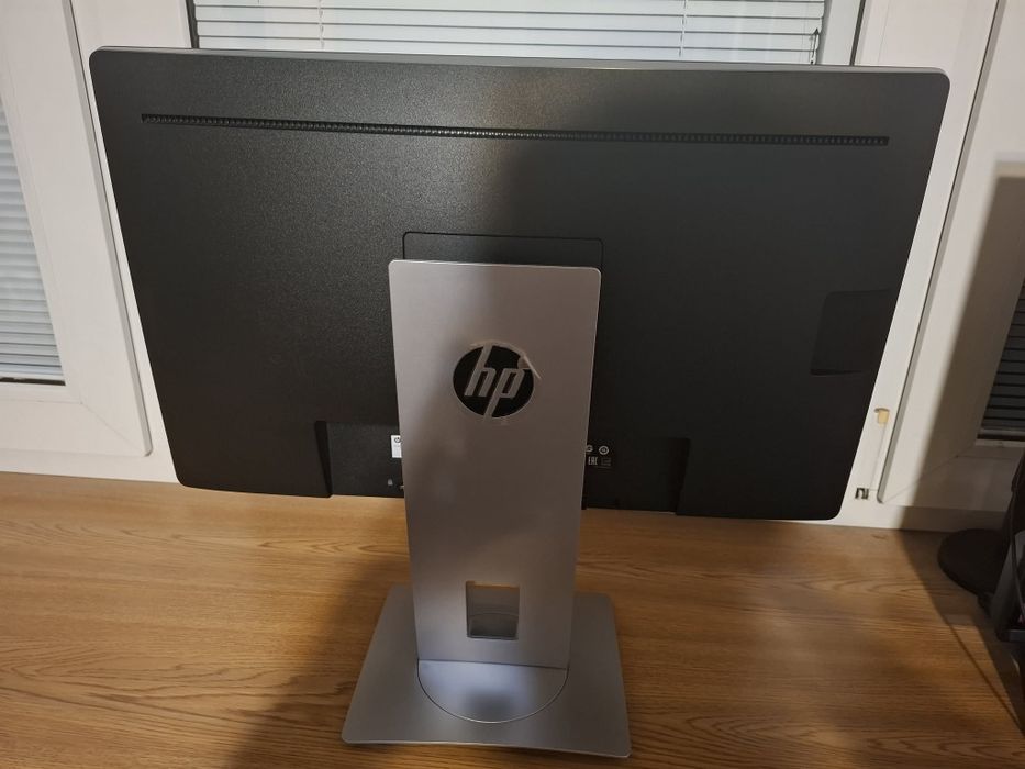Monitor 23" HP EliteDisplay E232 | Stan idealny