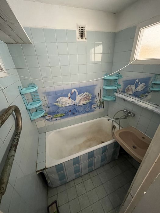 Продаж двокімнатної квартири на Виговського