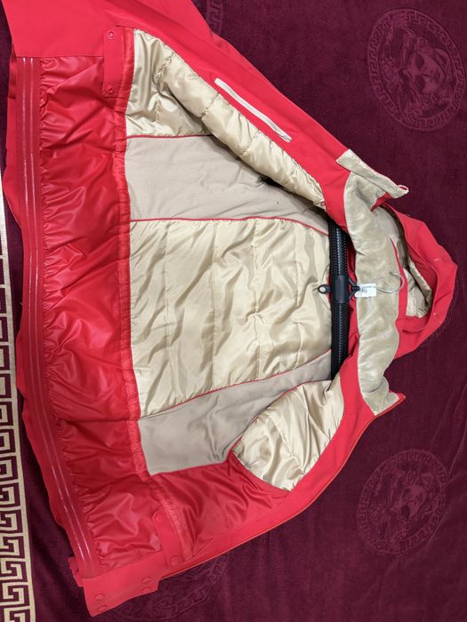 Лижна куртка жіноча