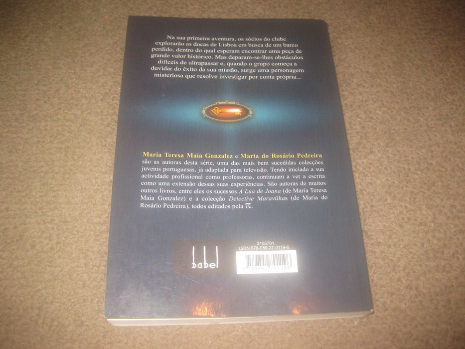 Livro "O Clube das Chaves: Entra em Acção"