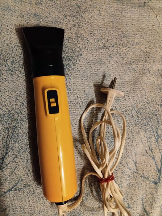 Продаю фен бу в рабочем состоянии