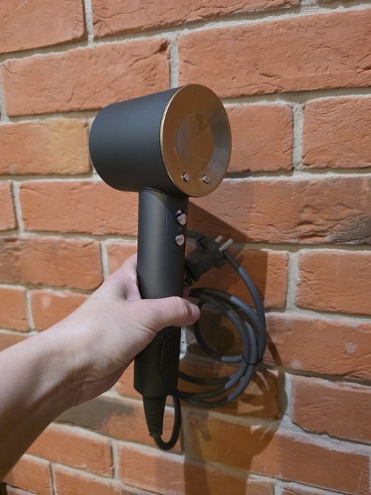 Suszarka do włosów/mega silny podmuch