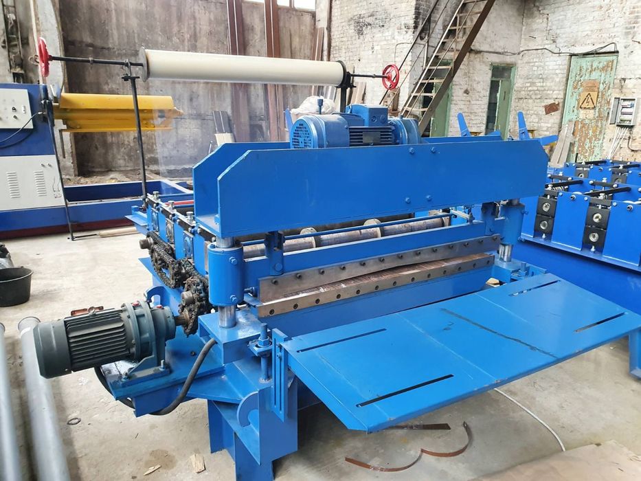 Линия для продольно-поперечной резки металла.