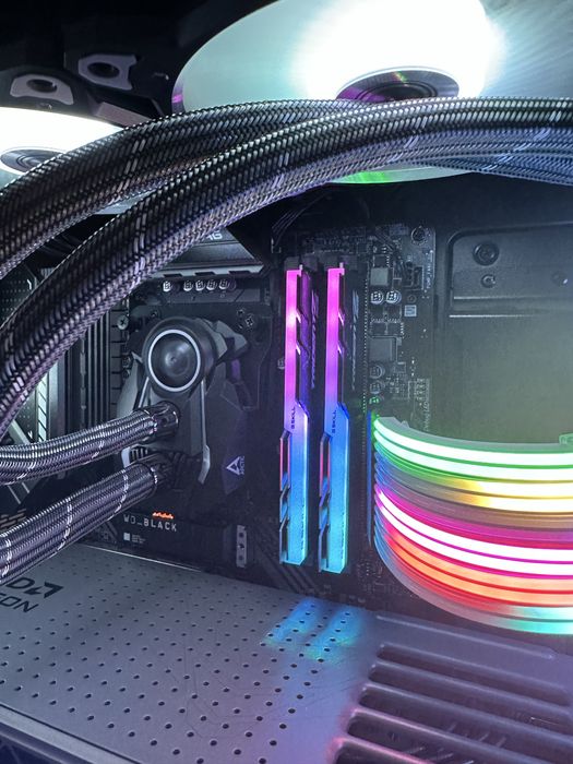 16GB 3200 MHz G.Skill DDR4 CL14