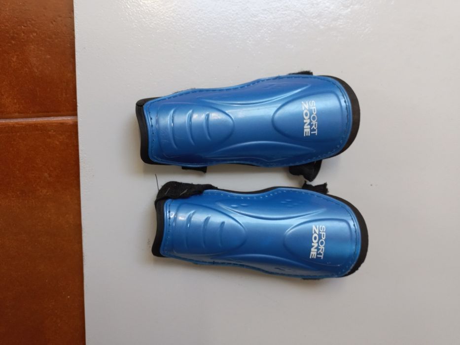 Caneleiras futebo futsal sport zone azuis