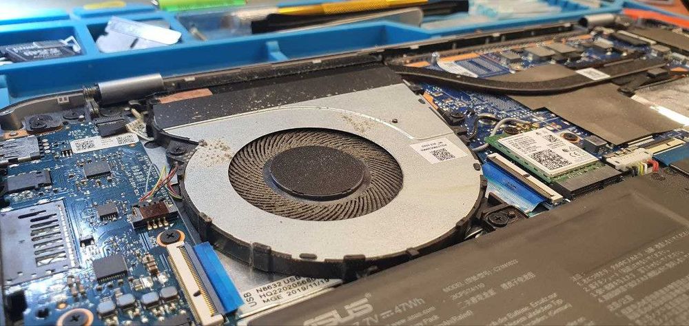 Spoko Serwis Naprawa Telefonów Laptopów Konsol i Innej Elektroniki