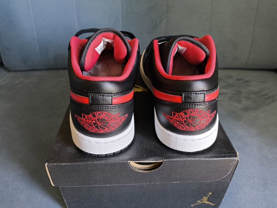 Buty Air Jordan 1 low 'Black Fire Red' rozmiar 42,5