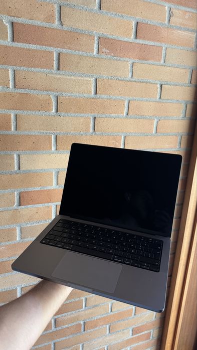 MacBook Pro M2 Pro 14’’