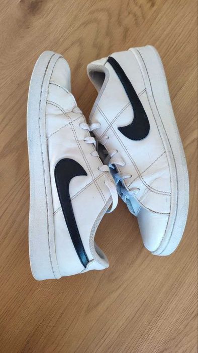 Nike Court Royale 2 Brancas DH3160-101