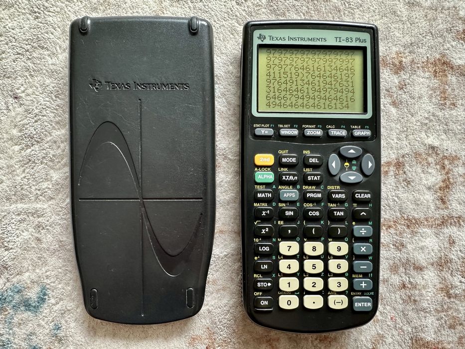Calculadora Gráfica Texas Instruments TI-83 Plus
