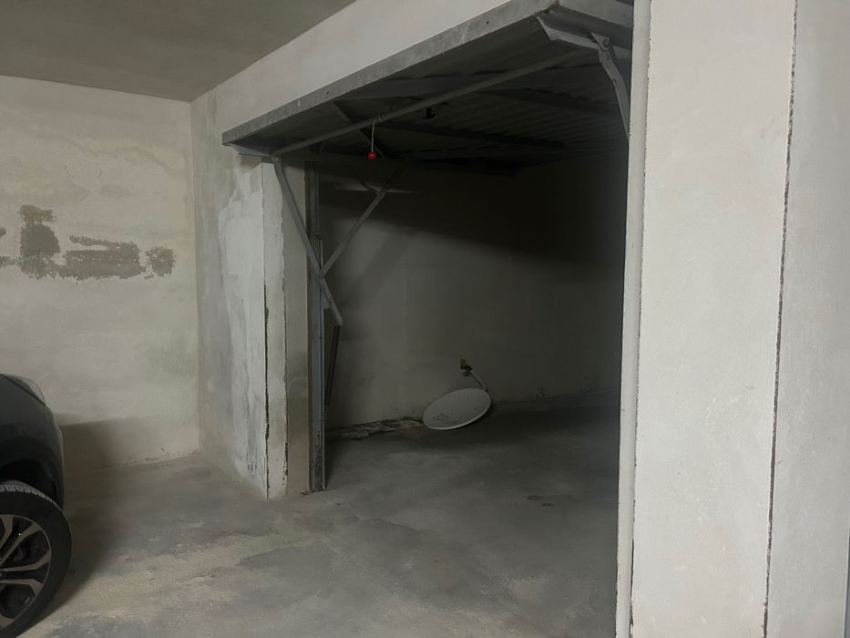 Garagem em tarouca