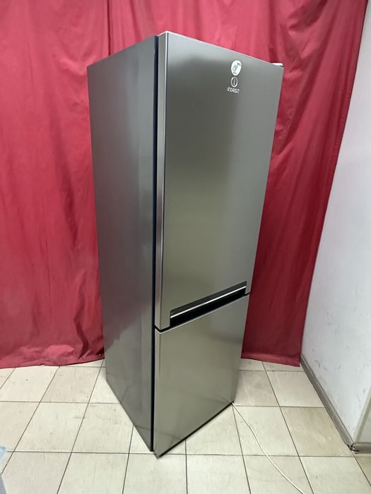 Холодильник Indesit 185/60/60