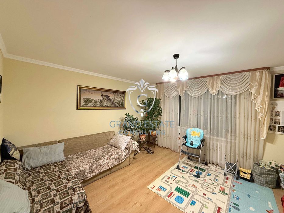 Продам 3-к квартиру 68м2 вул. Київський шлях 49, Бориспіль