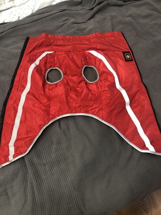 Водовідштовхуюча куртка для собаки зі світловідбиваючими вставками