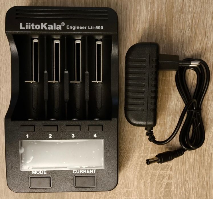 Liitokala Lii-500 ładowarka ogniw Li-ion, Ni-MH/Cd