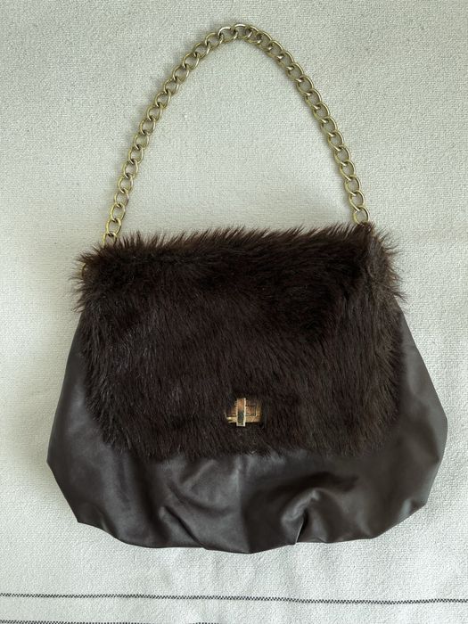 Torebka futrzana z futerkiem na łańcuszku vintage