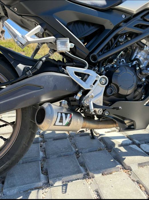 Honda CB125R 2023