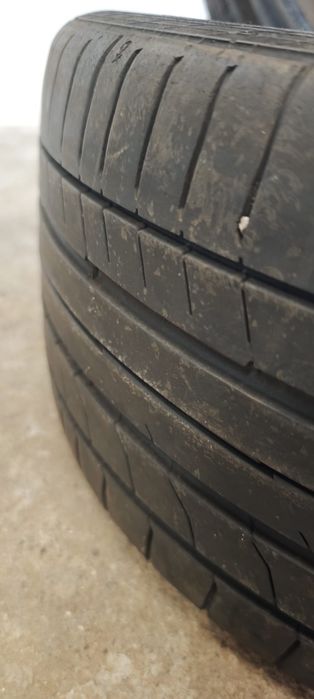 Pneus Continental 245/35 R 18 MO