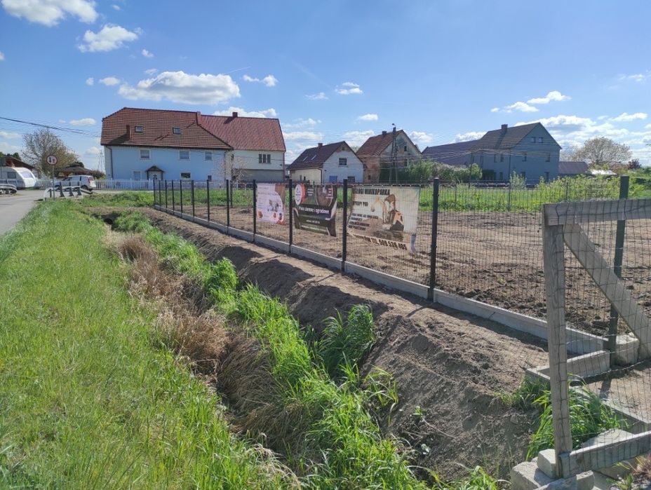 Prace ziemne i ogrodnicze - minikoparka - wywrotka