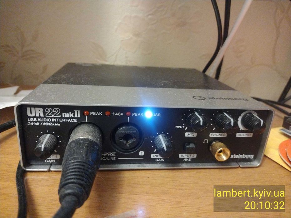 студійні навушники Beyerdynamic DT 770 Pro 250 ом