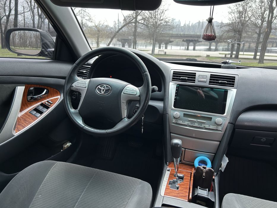 Toyota Camry 40 2.4 Автомат Газ