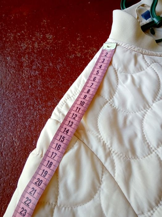 Куртка женская б/у.