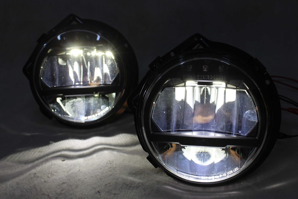 Lampy przednie przód Mercedes G-Klasa W463 r.86-08 Ful LED Black NOWE