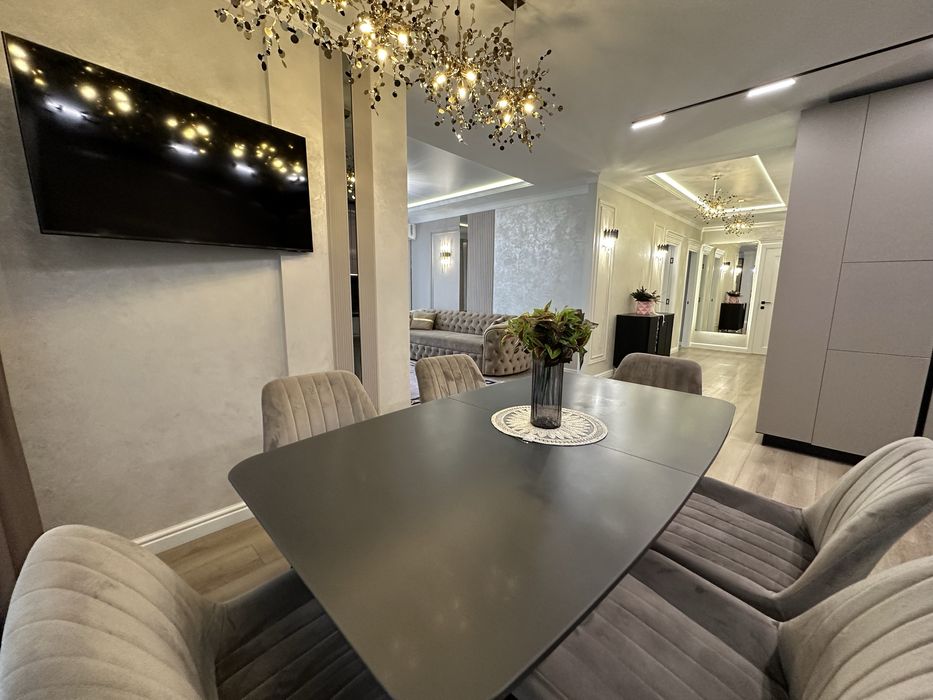 Продам стильну 3 км квартиру ЖК Паркова Алея