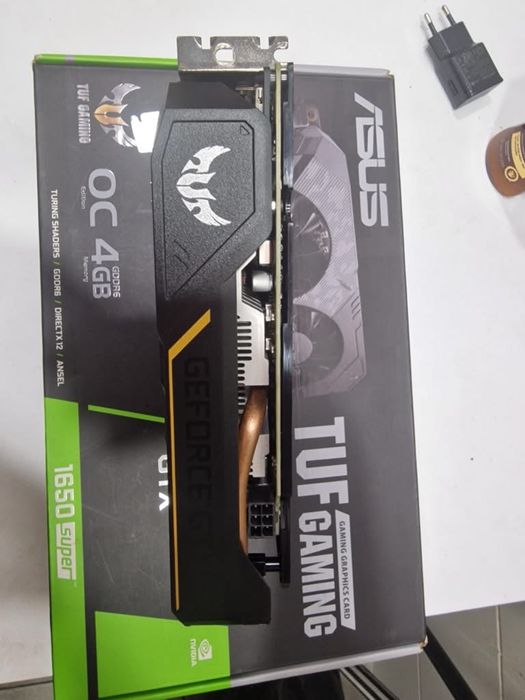 Vendo placa grafica asus tuf gaming 1650 de 4gb ddr6