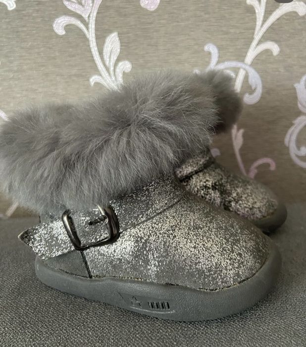 Серые детские красивые теплые мягкие угги ботиночки зима/деми 17 р