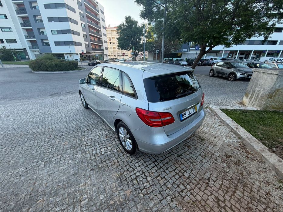 Mercedes-Benz B 180 CDi BlueEfficiency