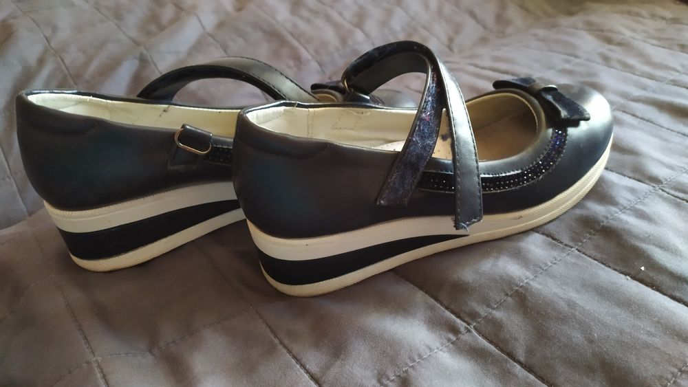 Туфлі для дівчинки в школу 36 розміру (туфли для девочки)