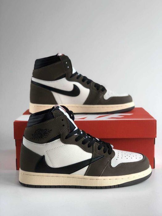 Мужские кроссовки Nike Air Jordan 1 Retro High Travis Scott. 40-45
