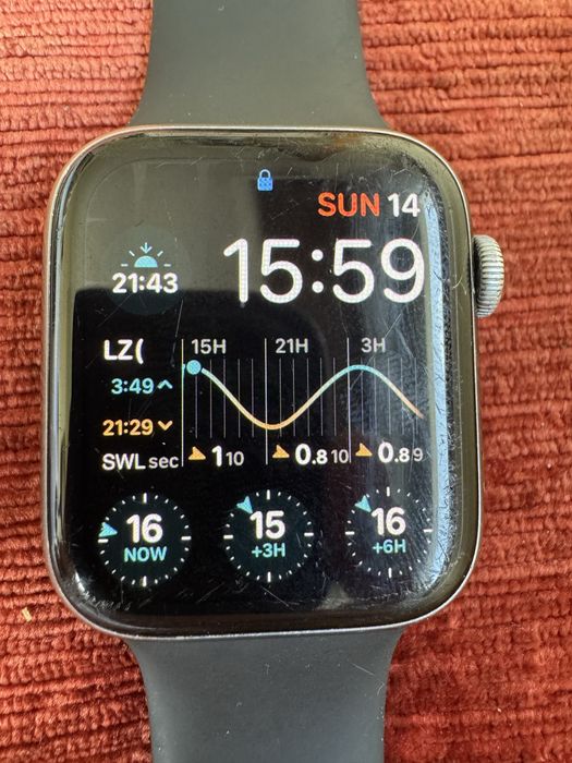 Apple Watch SE 44mm (2020)