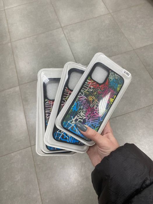 Чохли на айфон 12 / 12 pro / 13 pro / 14 pro