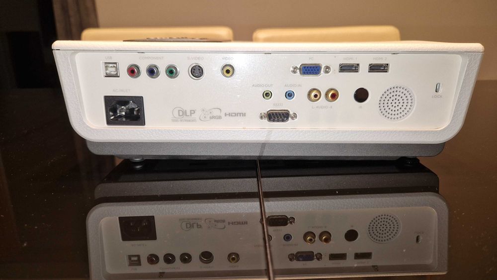 Projektor BENQ W1000 DLP Full HD 1920X1080 px