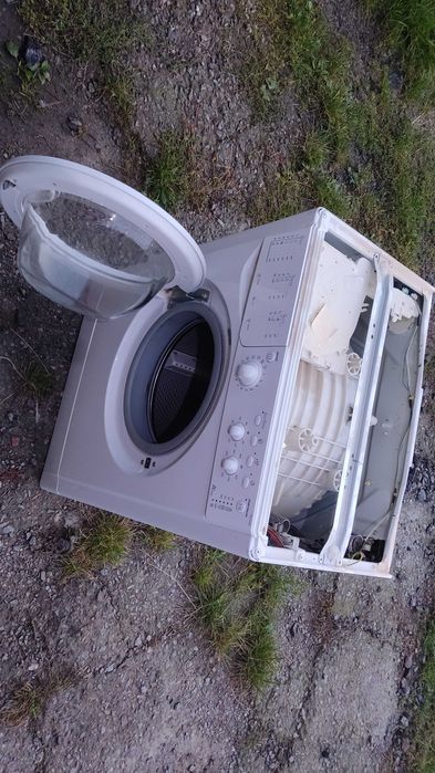 Стиральная машинка Indesit 4080 под разборку